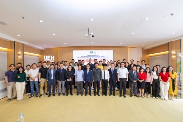 EXPLORING VIETNAM’S INVESTMENT ENVIRONMENT AND FUTURE DEVELOPMENT ORIENTATION