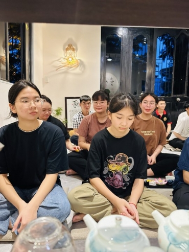 MỖI NGÀY MỘT NIỀM VUI