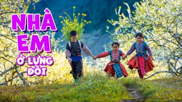 Nhà em ở lưng đồi EN