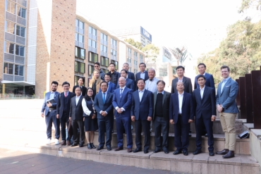 long an province delegation visited and worked at the urban management agency and the university of new south wales in sydney australia